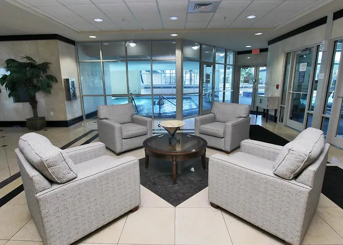 Apartment Crystal Tower 1805 By Youngs Suncoast *